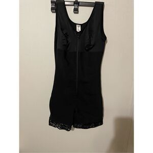 NWOT Unbranded Women’s XL Black Shapewear Bodysuit One Piece Shorts